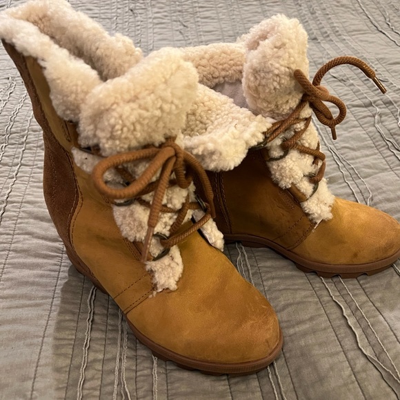Sorel Joan of Arctic II Shearling Wedge sz 7 EU 38 - Picture 3 of 16
